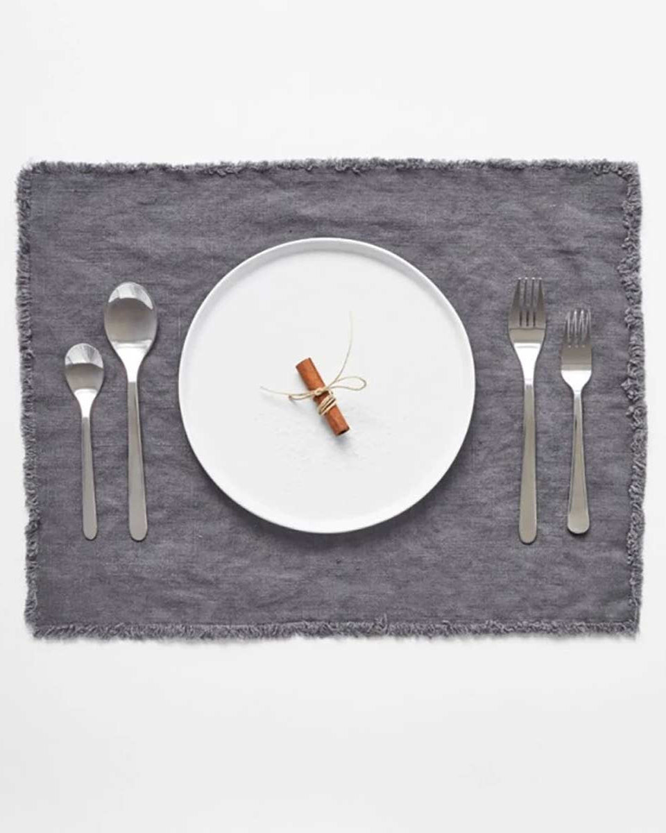 Matches21 Tovaglietta Moderna Intrecciata In Plastica – Set Grigio Chiaro, 45x30 Cm, Facile Da Pulire, Antimacchia, Per Tavolo Moderno E Cucina - 3
