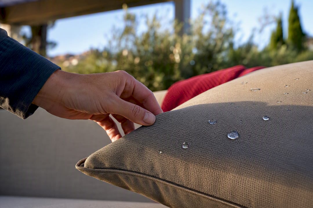 Particolare di tessuto impermeabile da esterno