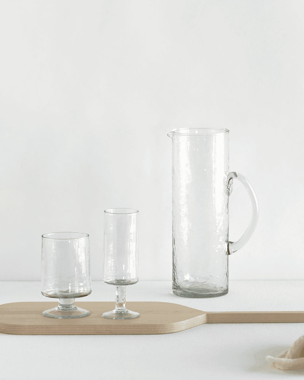 The hammered - caraffa in vetro trasparente