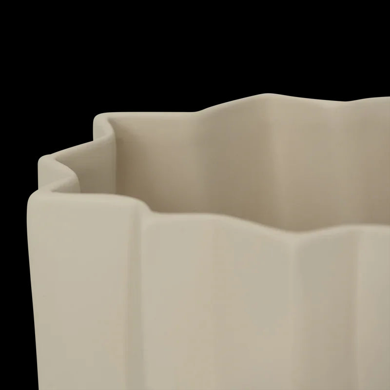 Uli - Vaso scultoreo in ceramica bianca