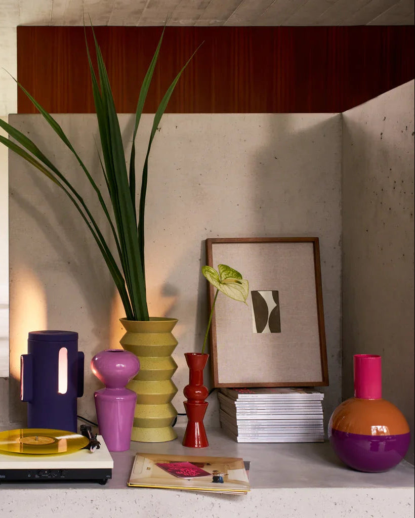 Poul - Vaso alto in ceramica rosso scuro