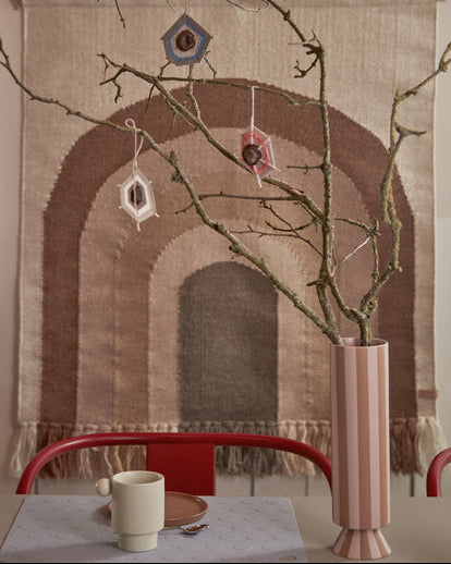 Toppu - Vaso alto in ceramica a righe rosa e caramello