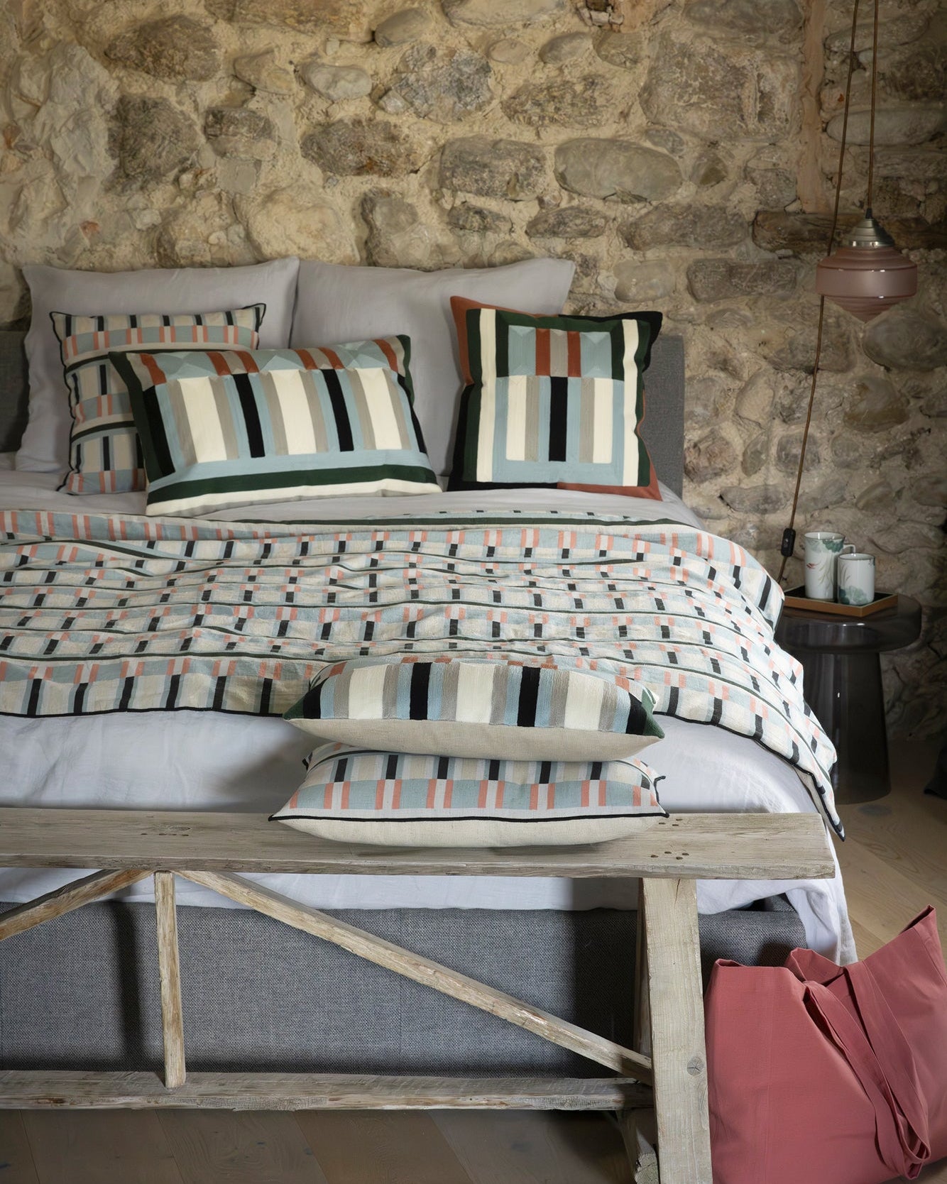 Jason - Cuscino ricamato Ciel 30 X 50