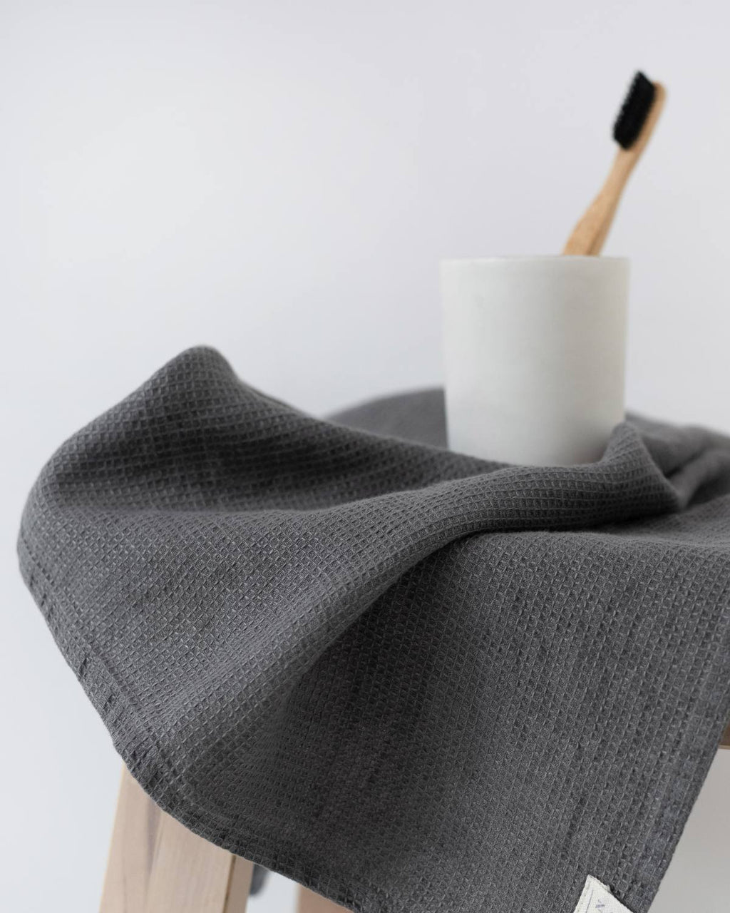 Small Waffle - set 3 asciugamani in lino grigio scuro