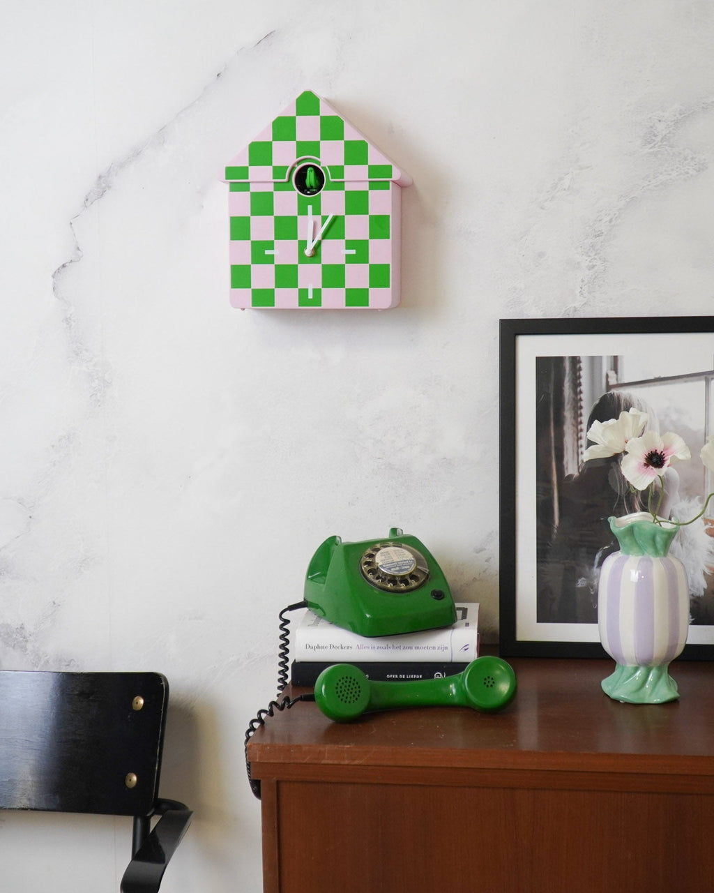 Cucù - Orologio a parete con motivo a scacchiera Verde/Rosa