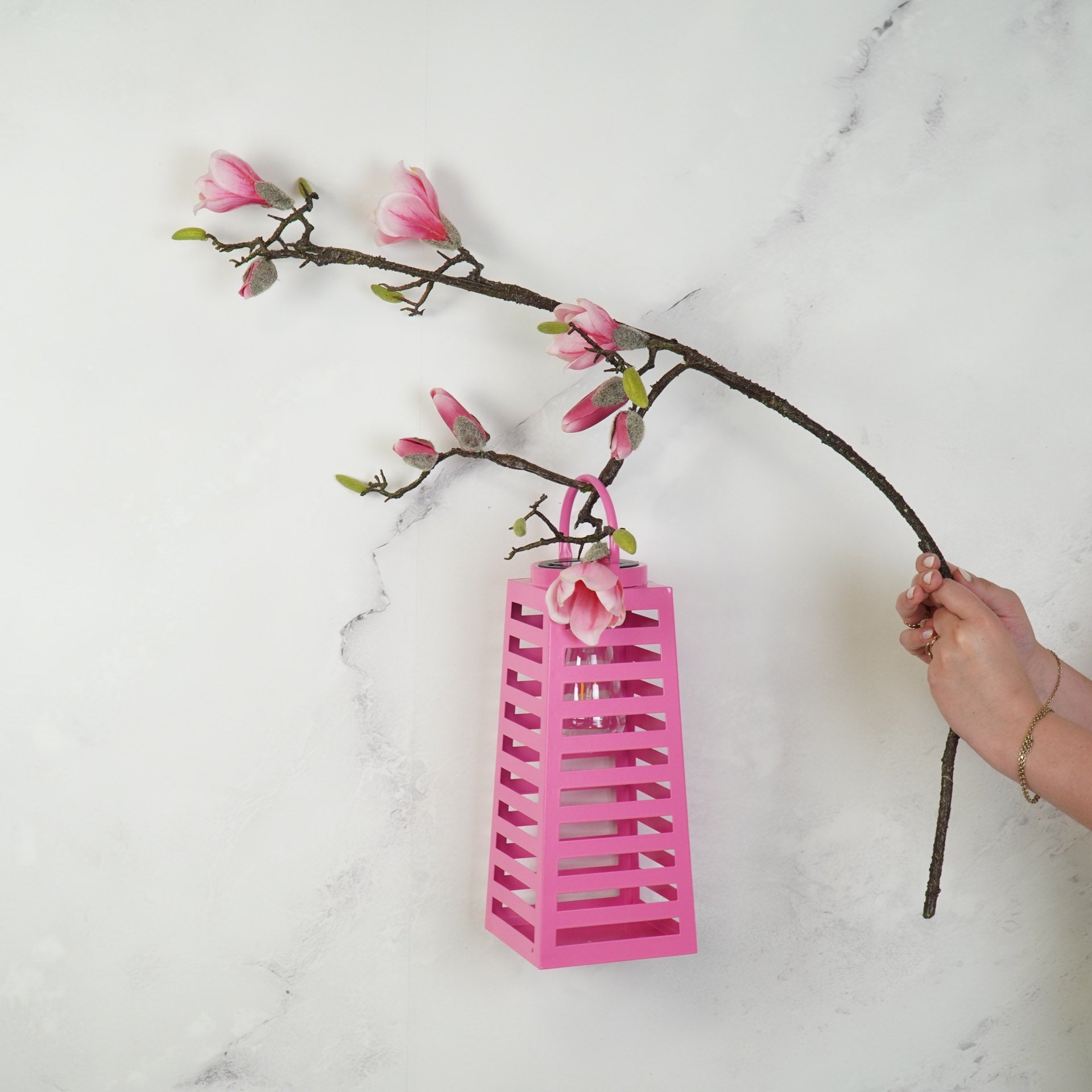 Tour  - Lanterna solare in metallo rosa