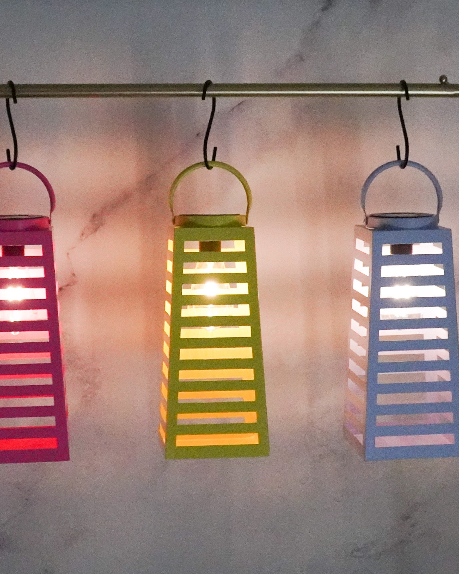 Tour - Lanterna solare in metallo, giallo