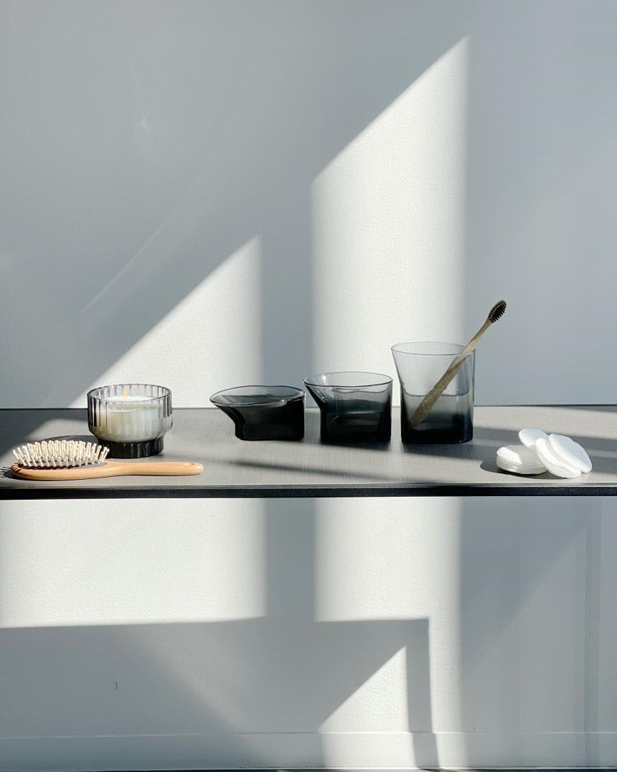 Cala - set accessori bagno in vetro grigio