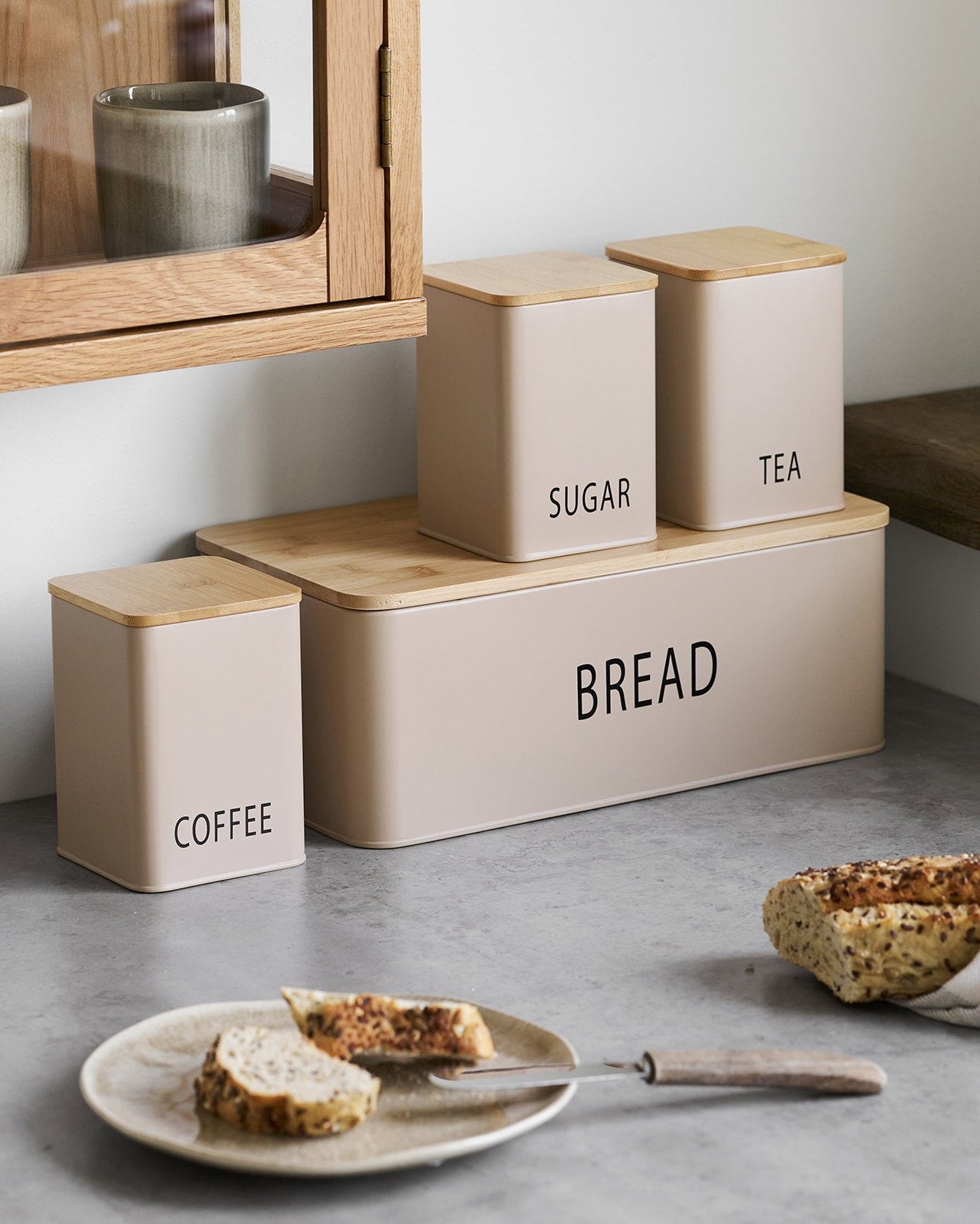 Tula - scatola per il pane con 3 contenitori, metallo/bambù, beige, set da 4