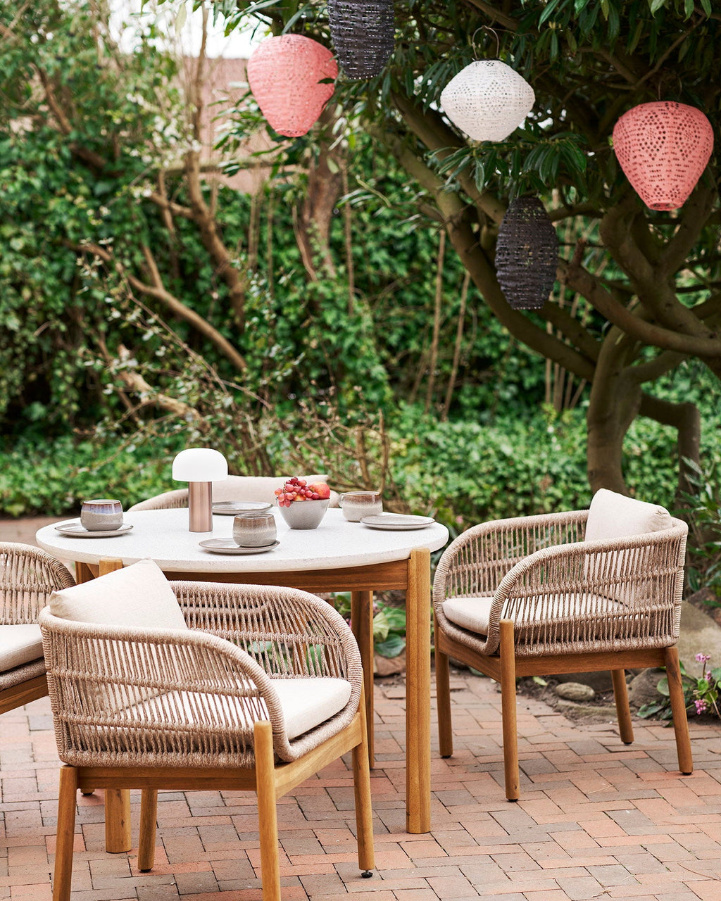 Greatham - Lanterna LED ricaricabile con pannello solare integrato, rosa
