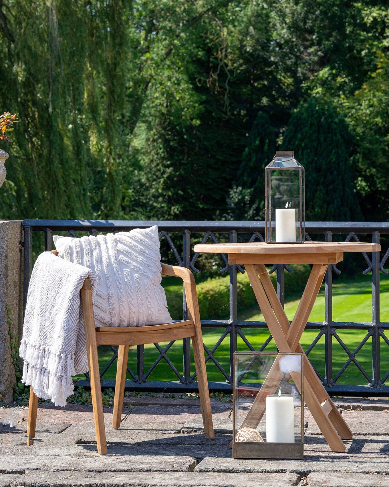 Mysore - Lanterna in metallo e vetro, finitura ottone antico