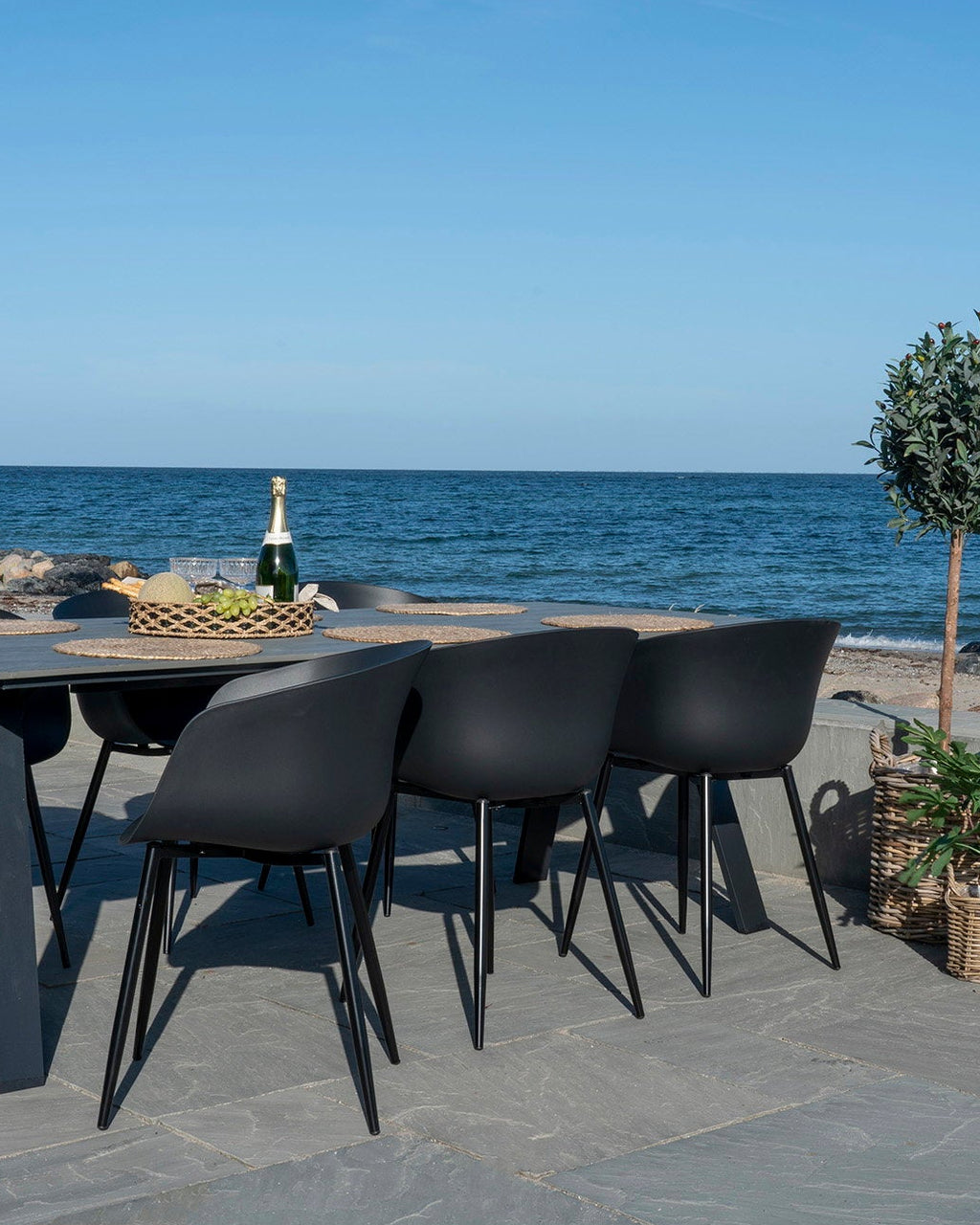 Roda  - Set 2 sedie da pranzo, nera