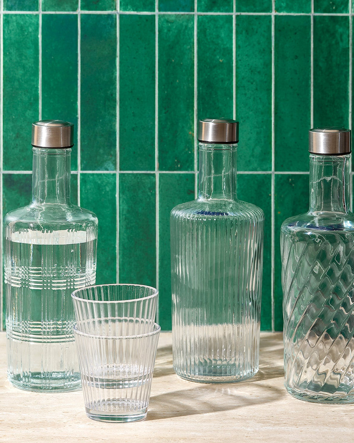 Tap - Caraffa 110 cl con tappo ondulato