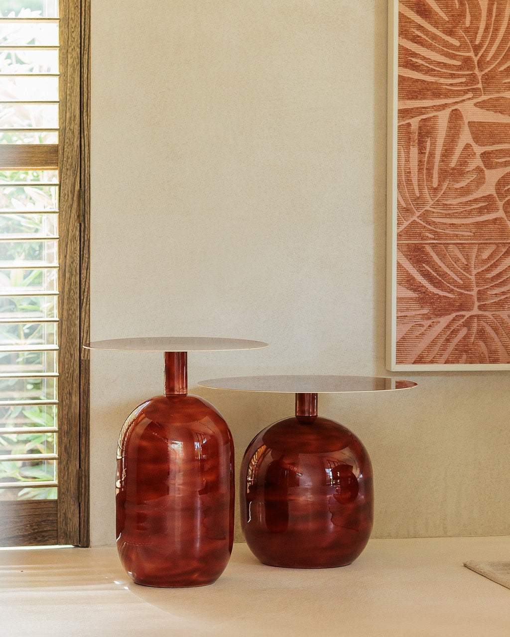 Mio - Tavolino in metallo, colore argilla rossa, 50xH40 cm