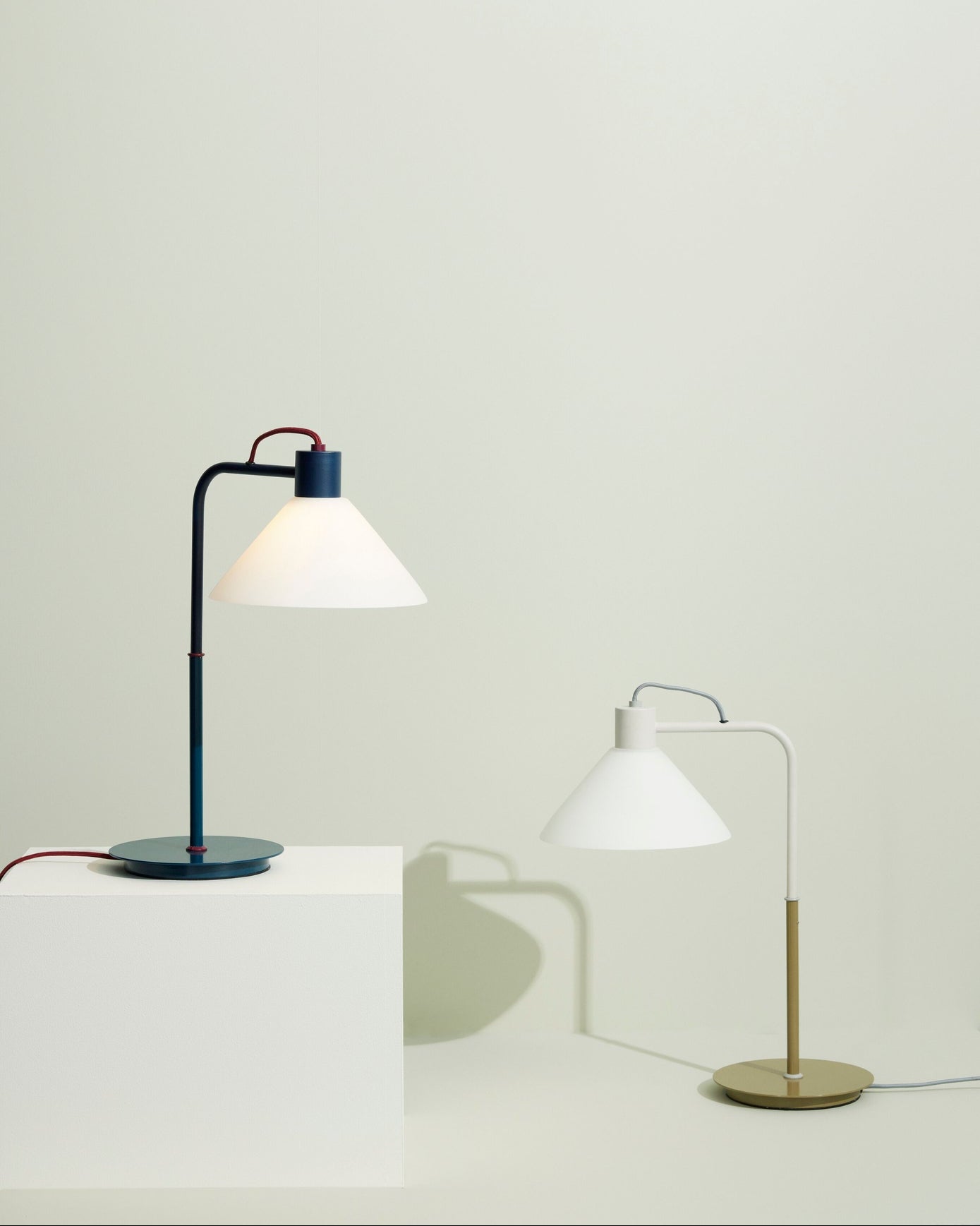 Spot - Lampada da tavolo blu
