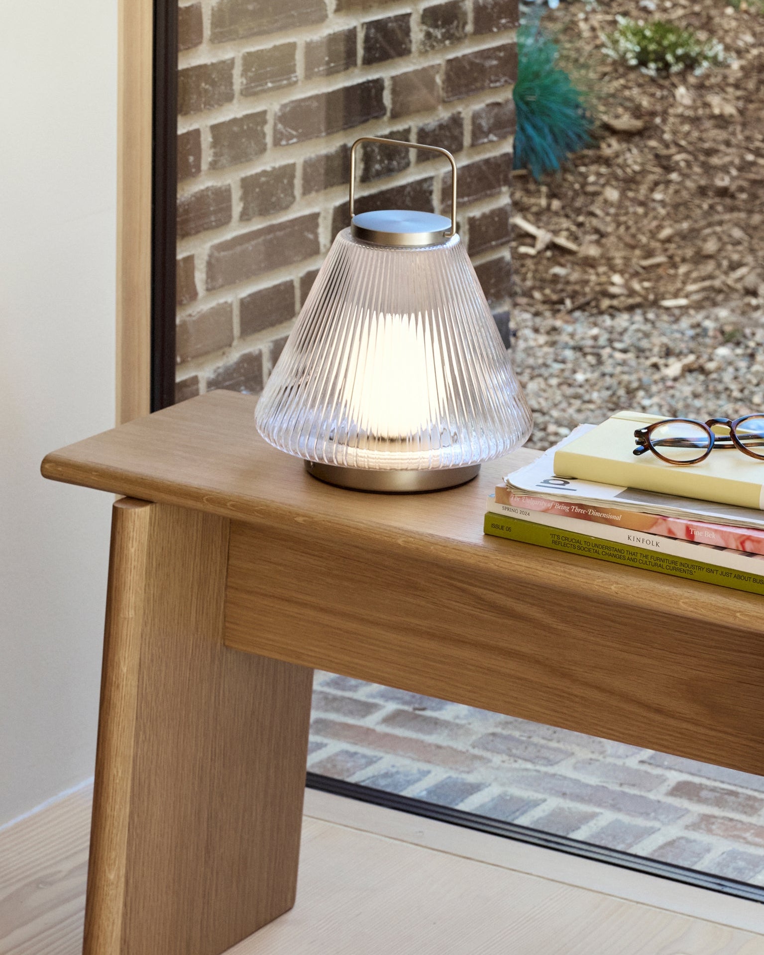 Tou - Lanterna LED portatile, trasparente