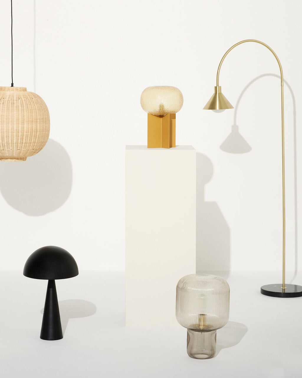 Pirum - Lampada da tavolo in vetro, marrone