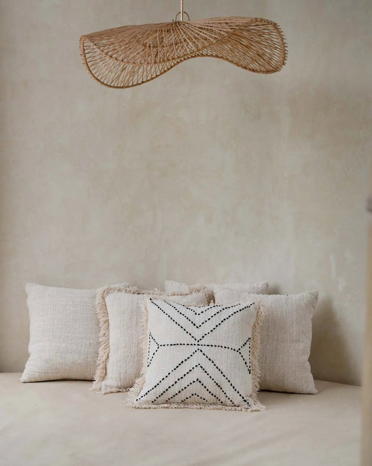 Tribal - Fodera per cuscino in cotone e rafia bianco naturale