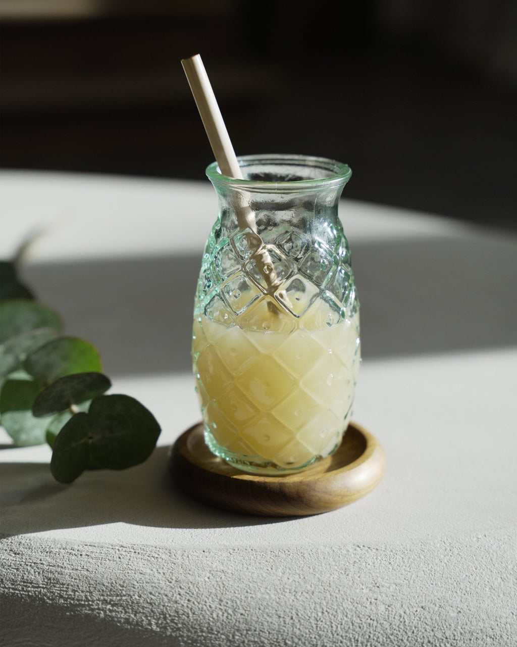 Ananas M - Bicchiere da cocktail in vetro riciclato azzurro