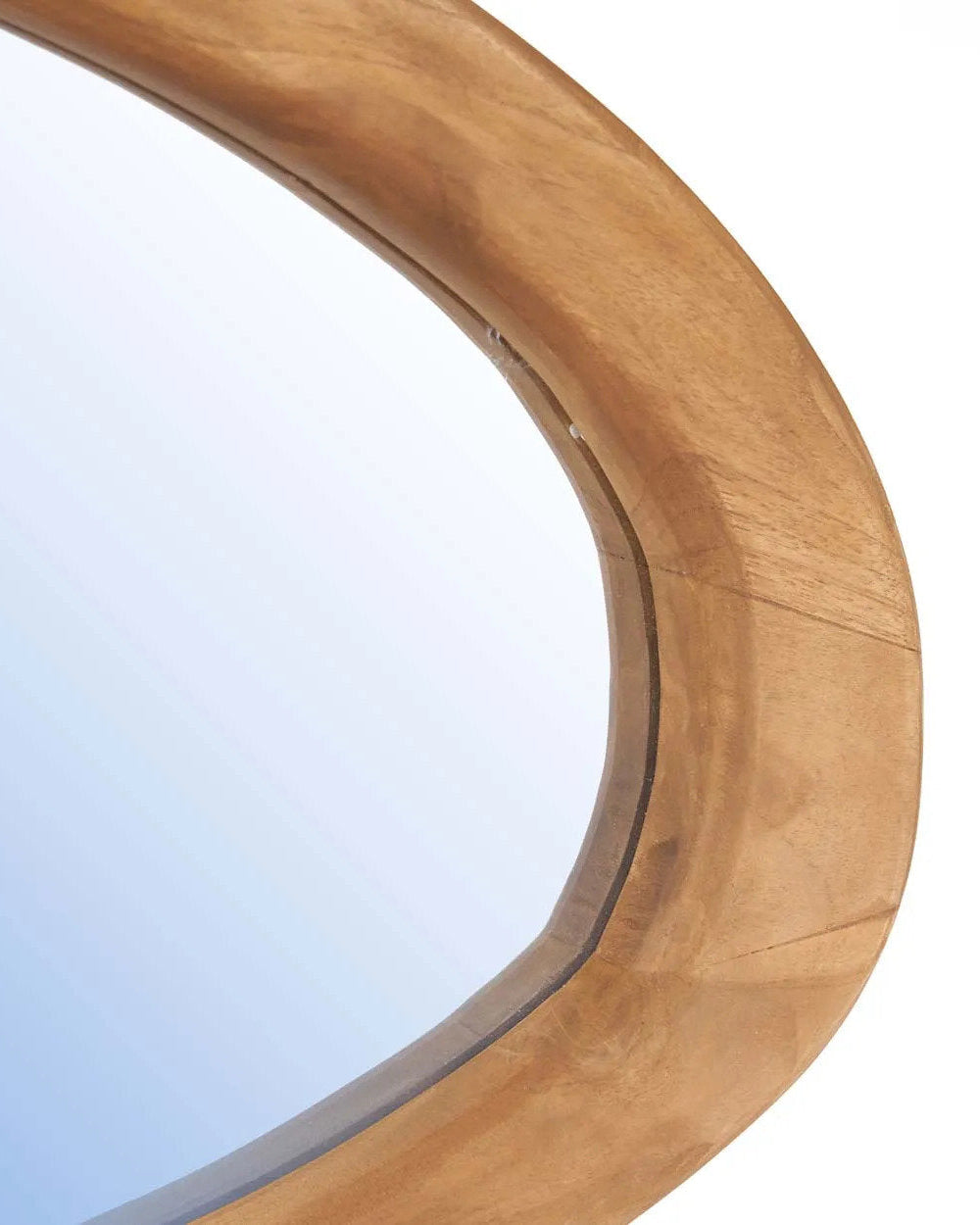 Teak M - Specchio in legno di teak, con forma organica