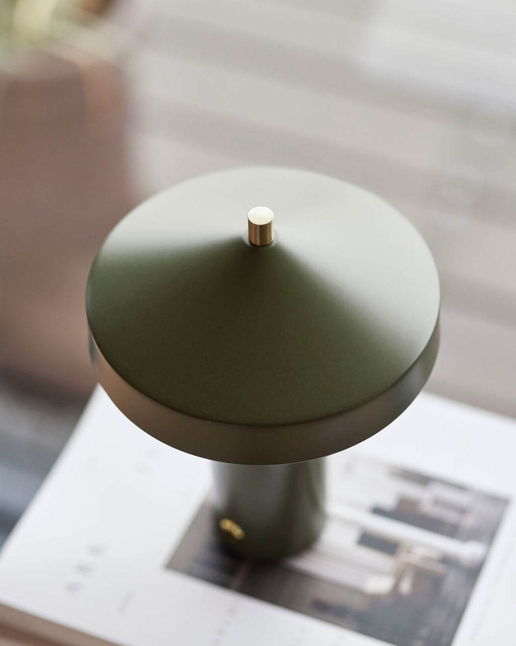 Hatto S - Lampada da tavolo portatile, verde