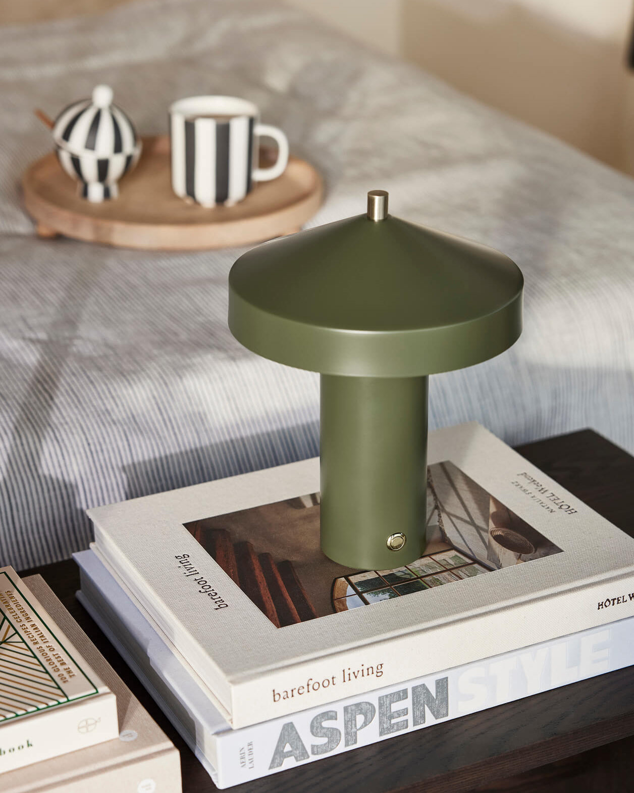 Hatto S - Lampada da tavolo portatile, verde