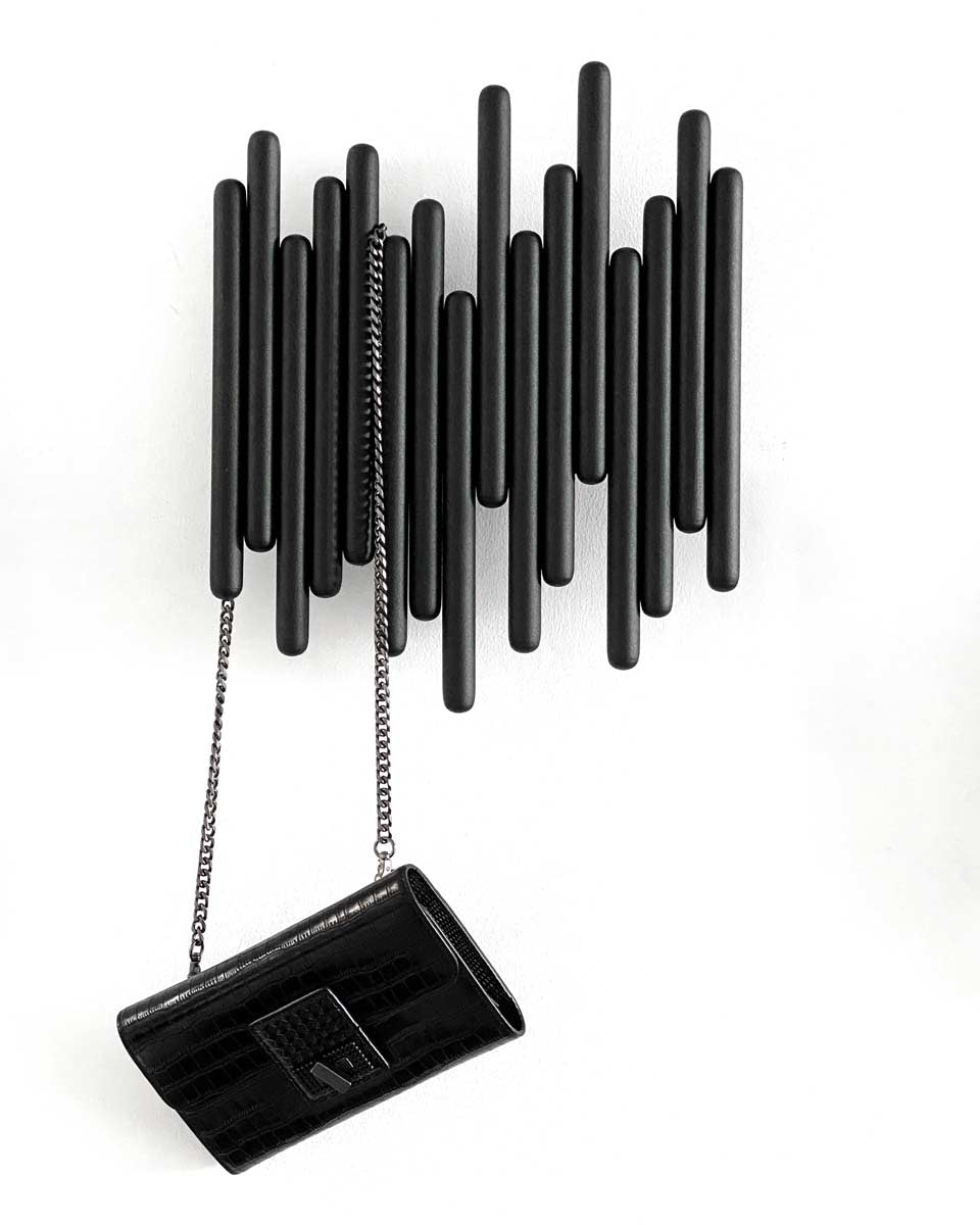 Appendiabiti di design nero in metallo