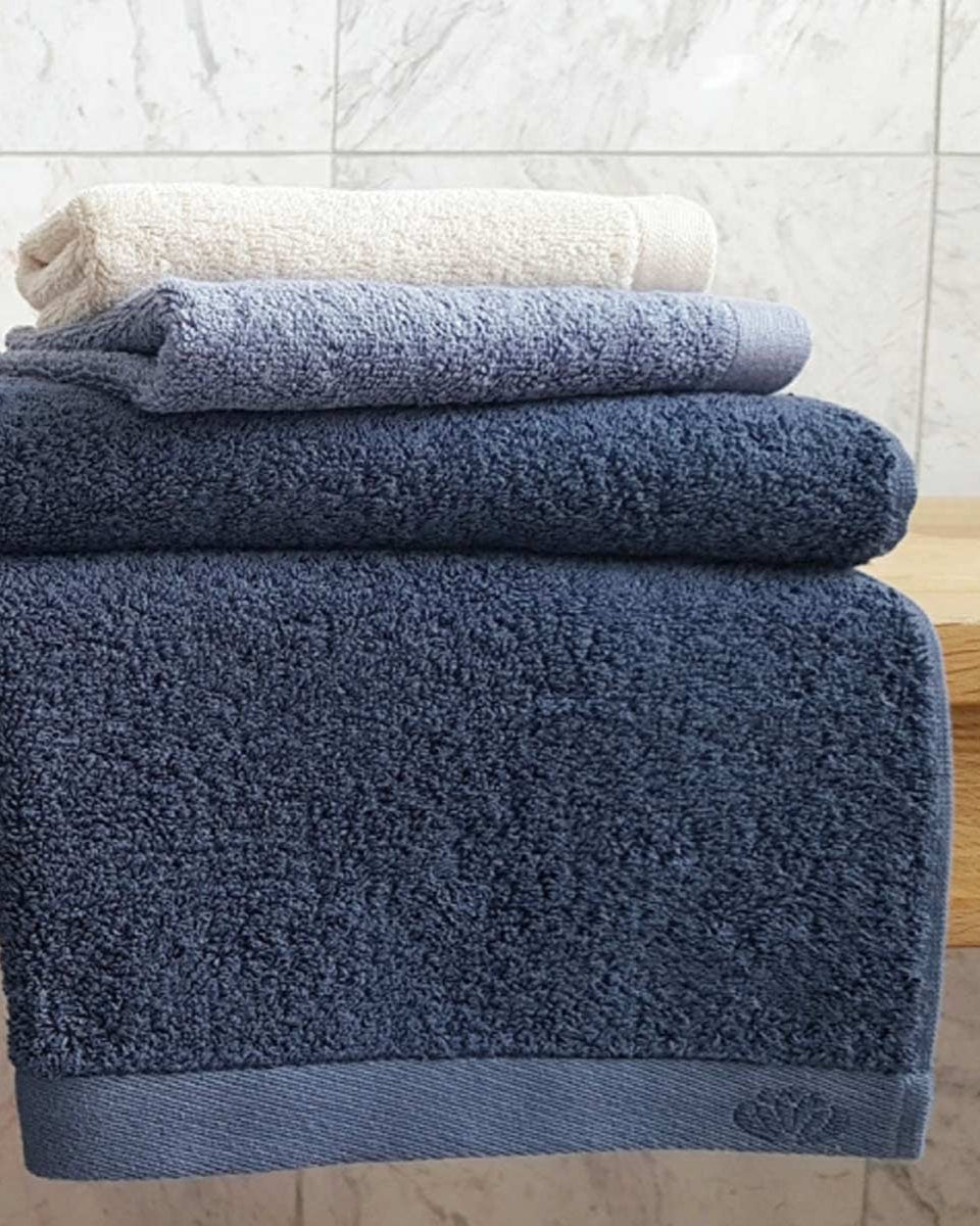 Asciugamani blu inchiostro