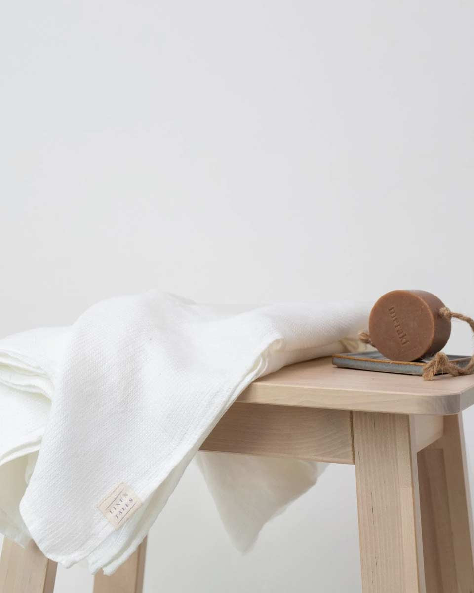 Asciugamano in puro lino bianco