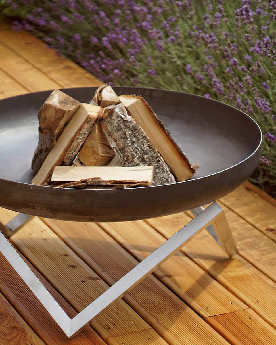 Braciere in acciaio con base design