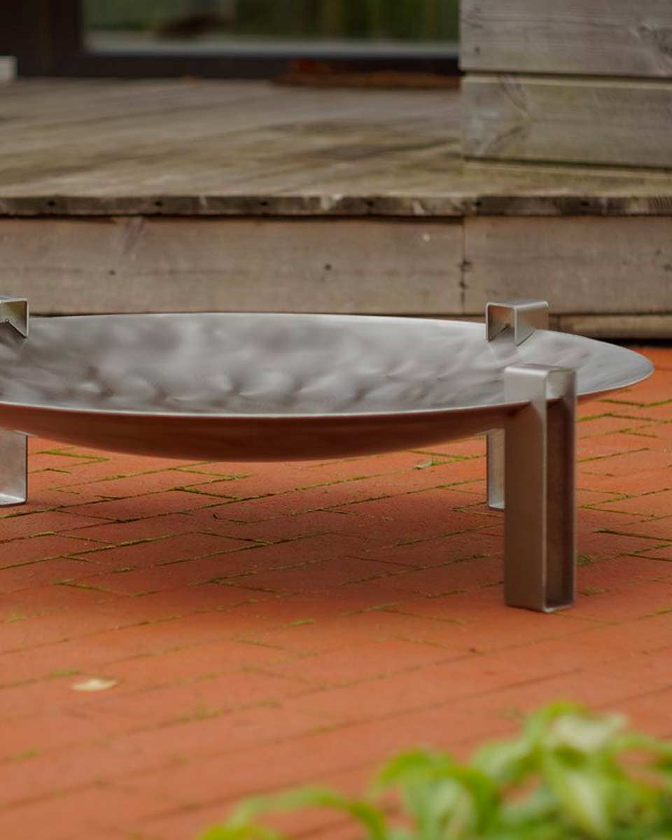 Maar braciere design