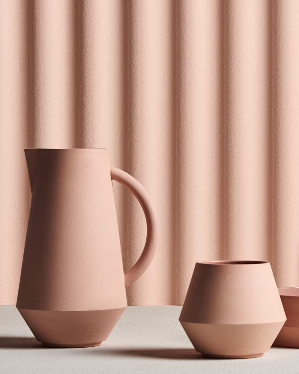 Caraffa da tavola rosa