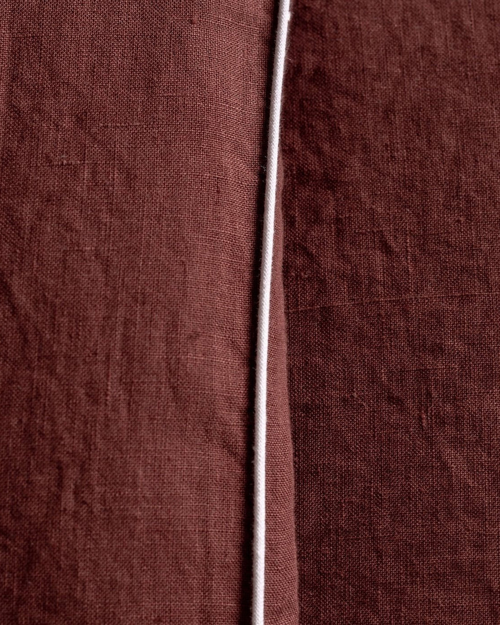 Piping - set copripiumino in lino cioccolato con bordo bianco + federe