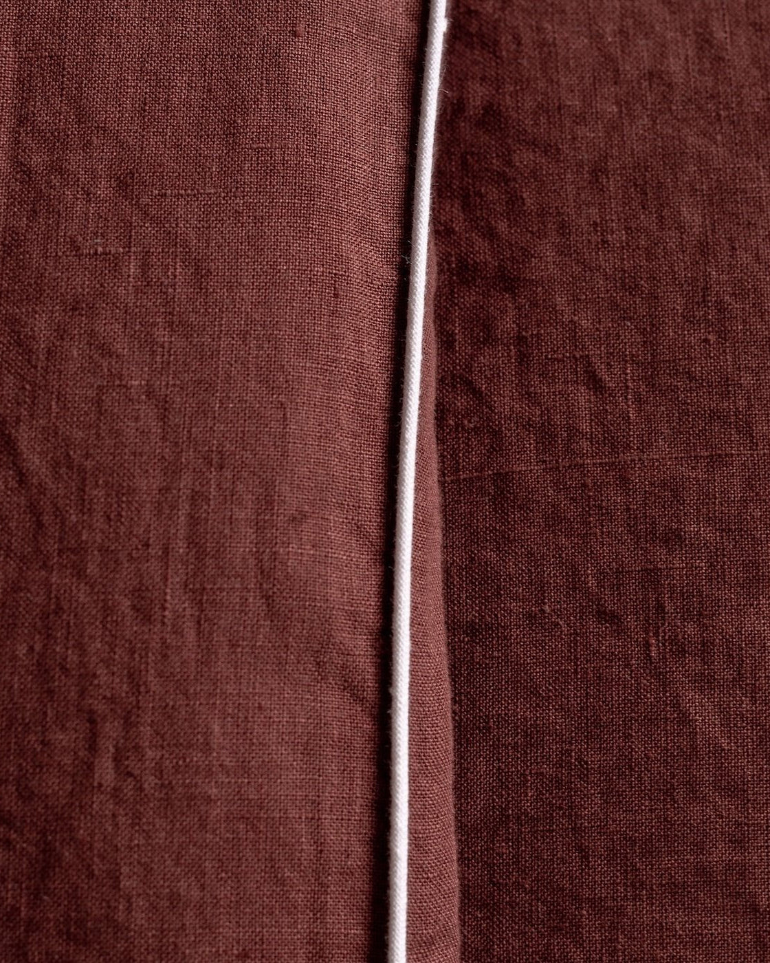 Piping - set copripiumino in lino cioccolato con bordo bianco + federe