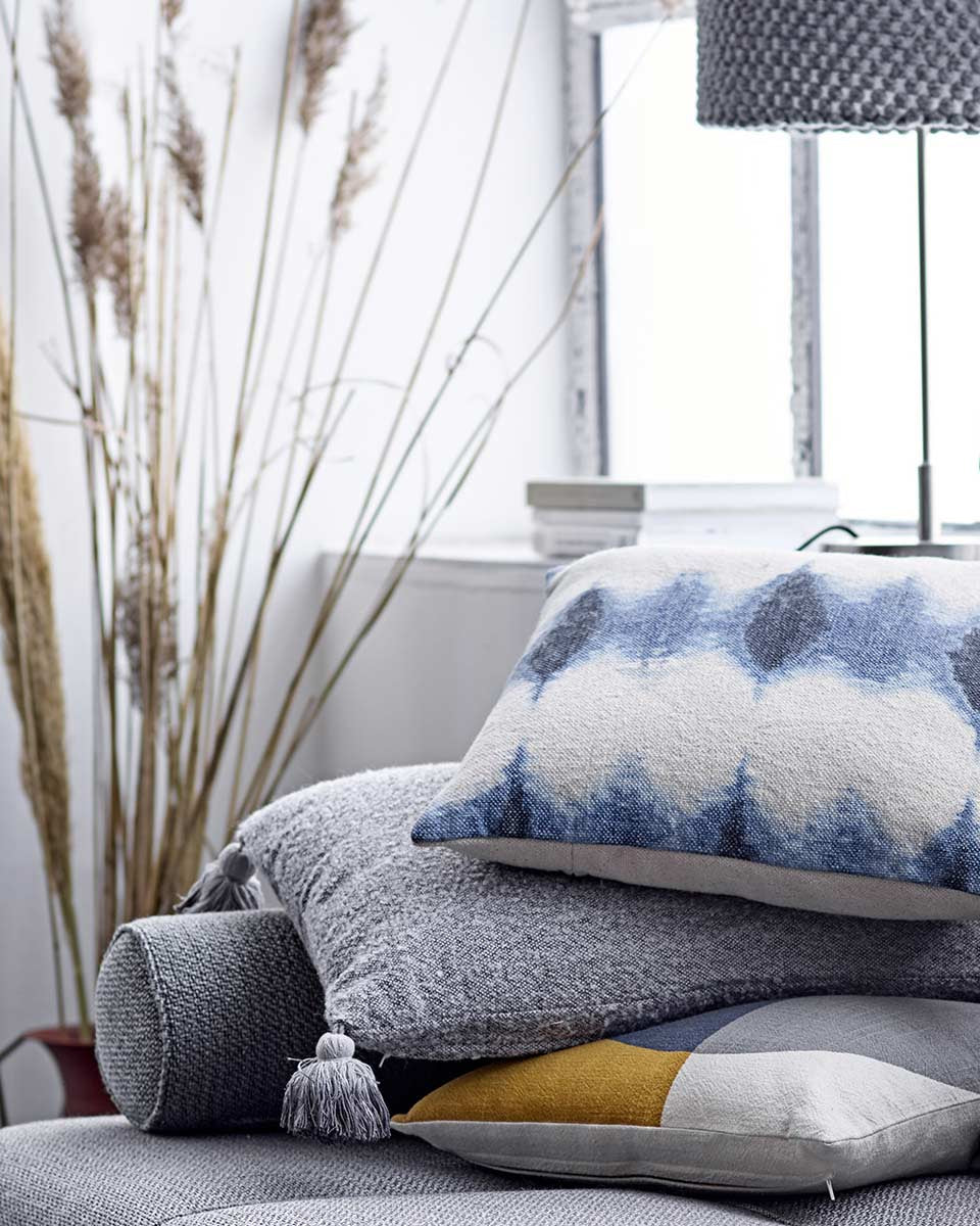 Cuscino rettangolare grigio per un perfetto stile scandinavo