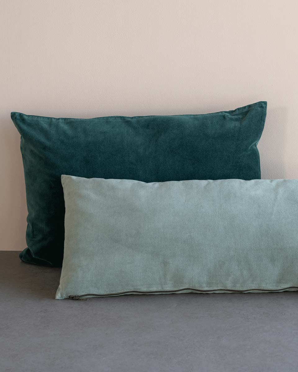 Cuscino verde di velluto