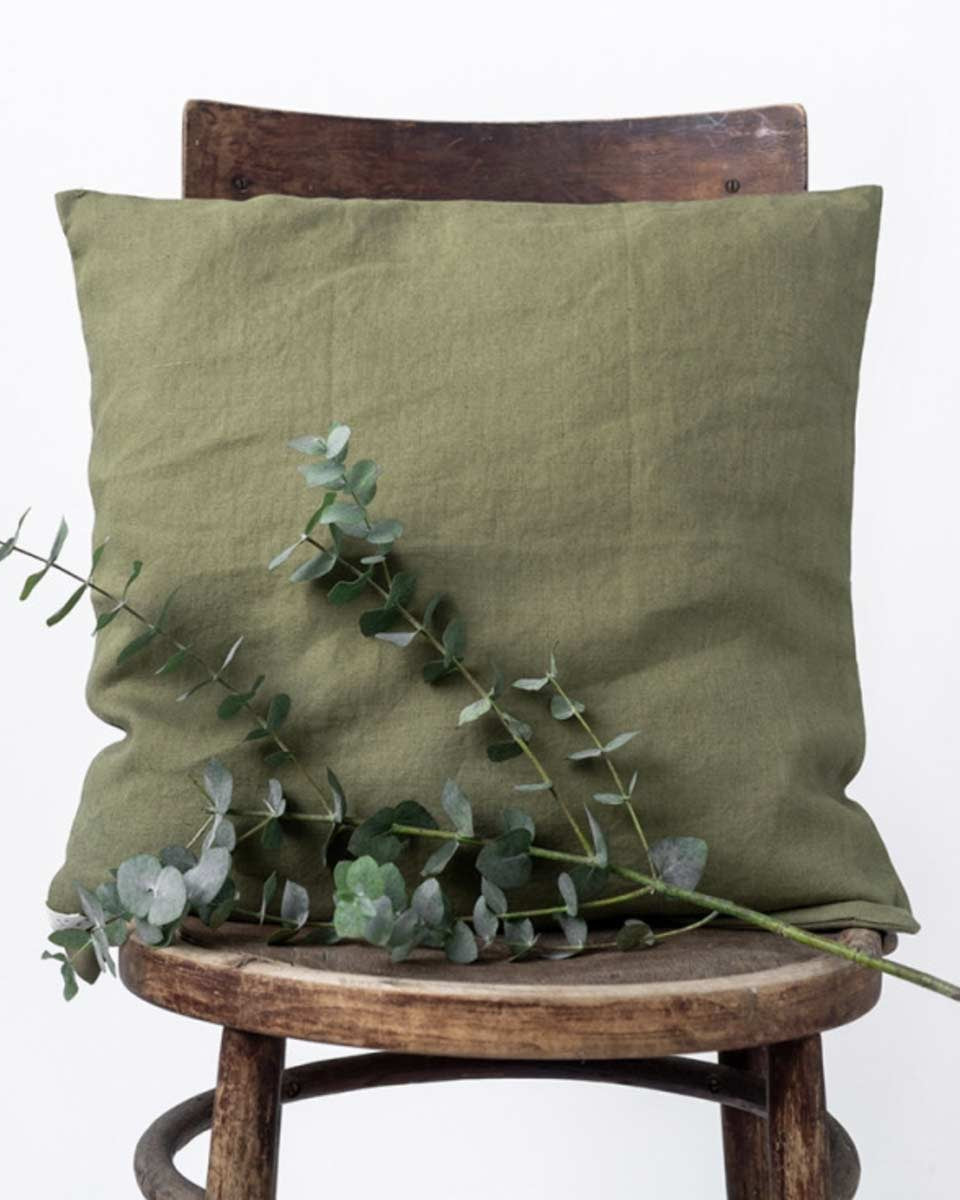 Cuscino in lino verde oliva