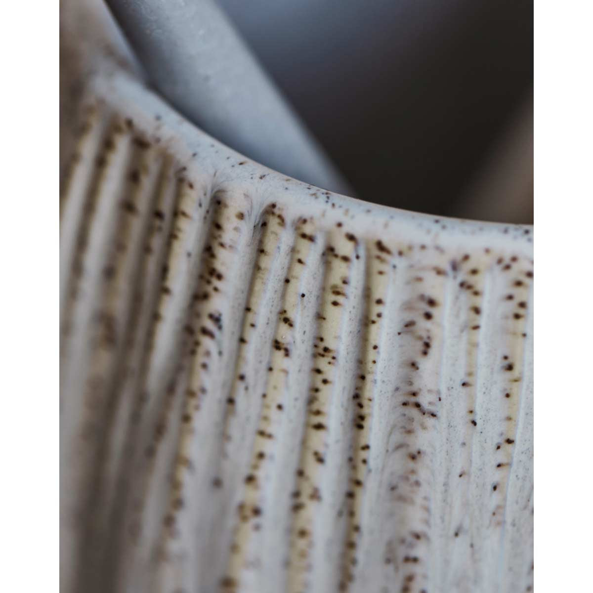 Dispenser in ceramica beige