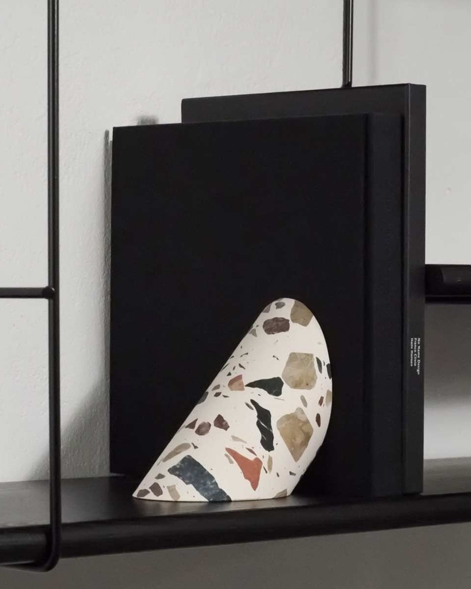 Fermalibri in marmo terrazzo