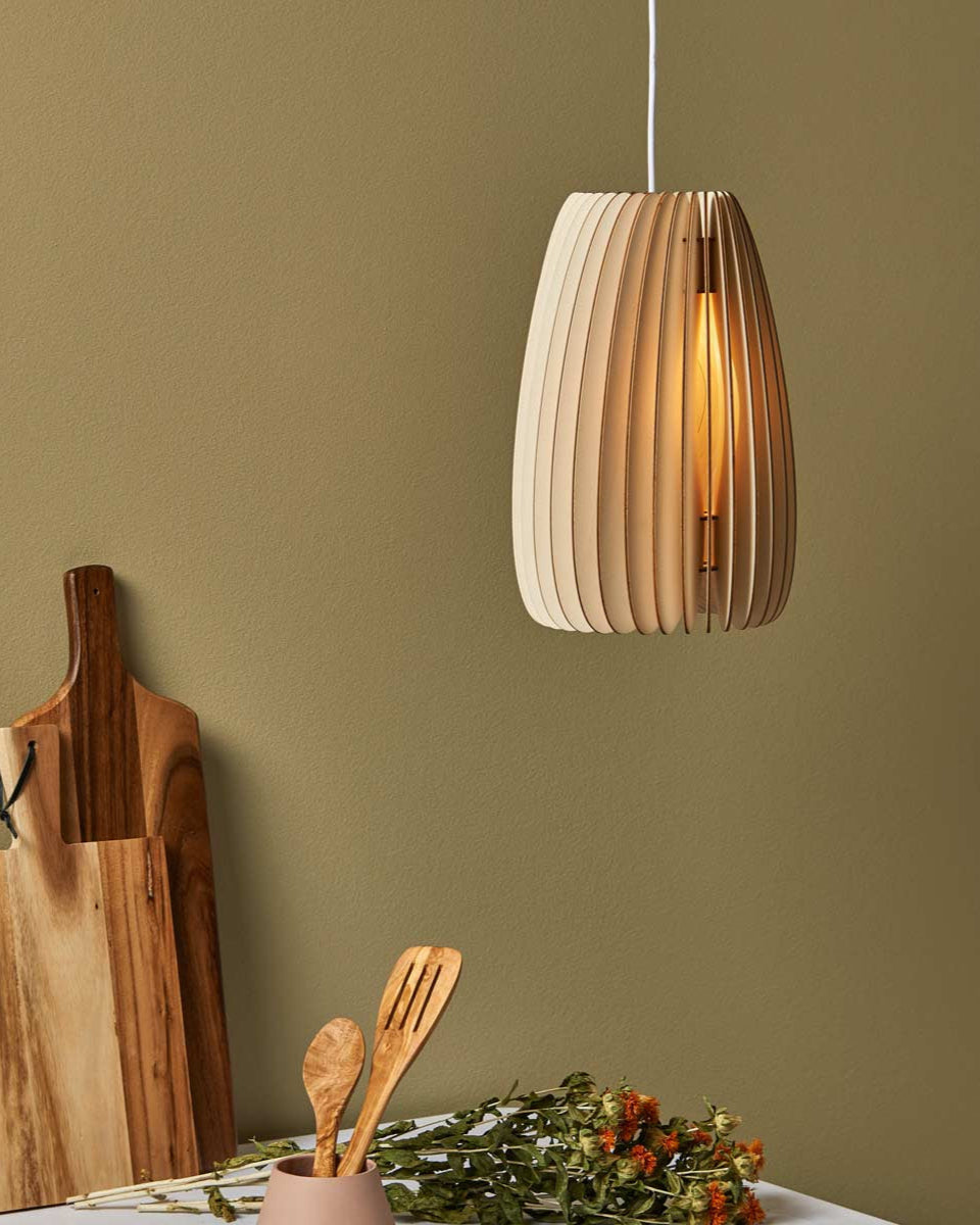 Lampada in legno moderna