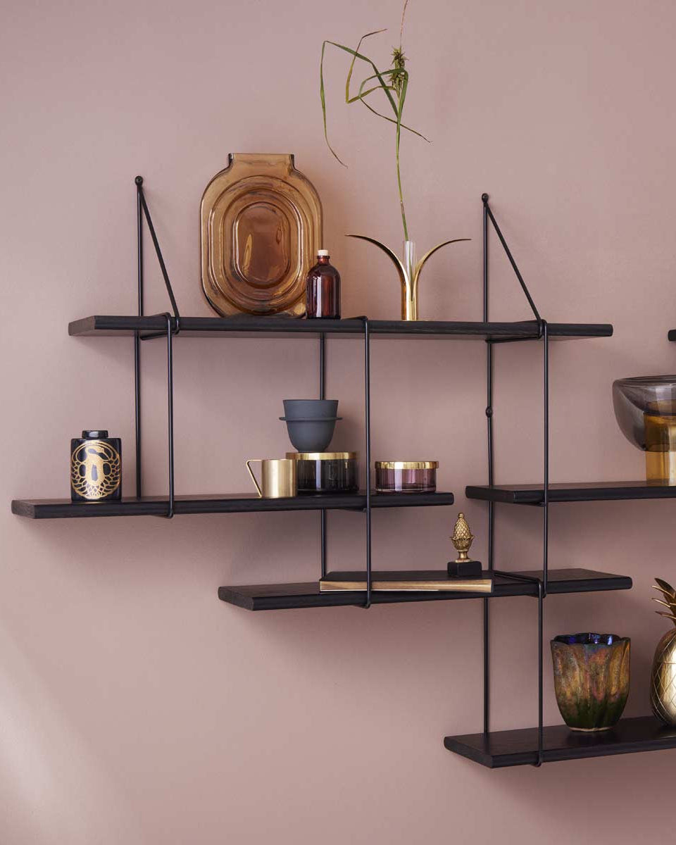 Libreria di design nera