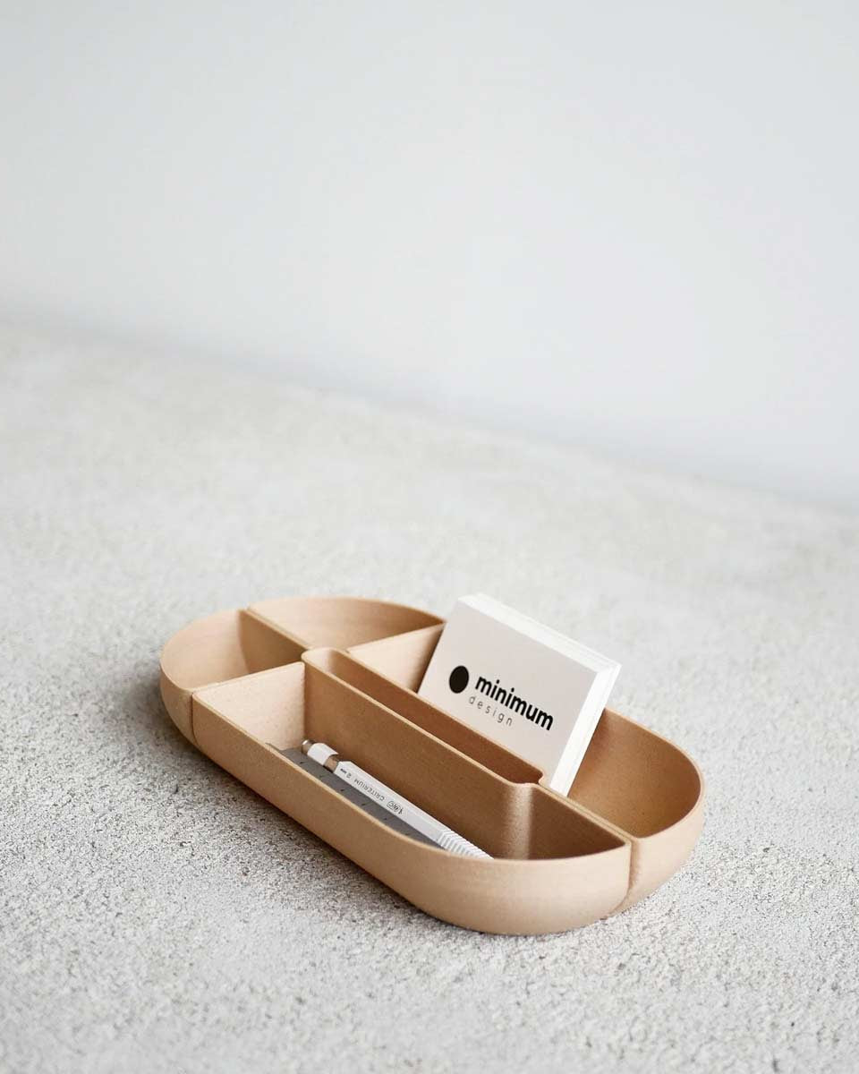 Organizer da tavolo in legno chiaro