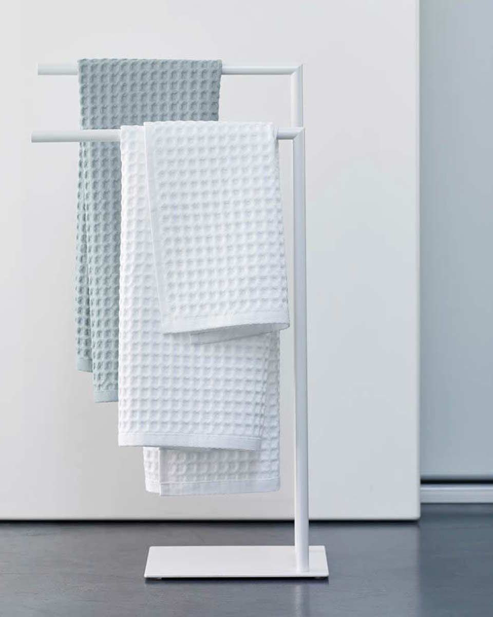 Piantana porta asciugamani bianca