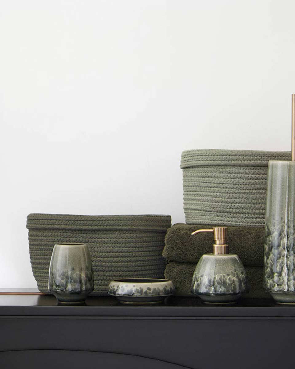 Per il bagno scegli il design dei porta oggetti di Aquanova