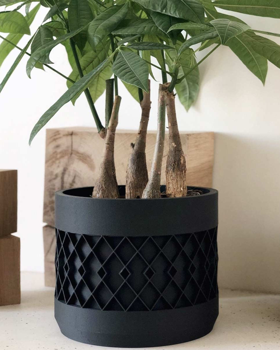 Portavaso nero geometrico in stile scandinavo