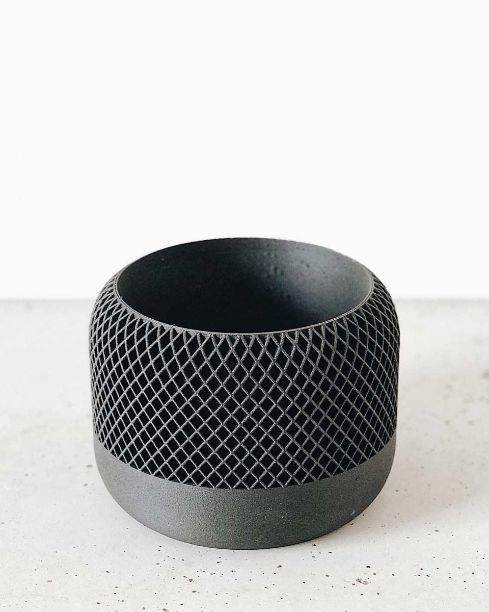 Portavaso nero in fibra naturale di legno