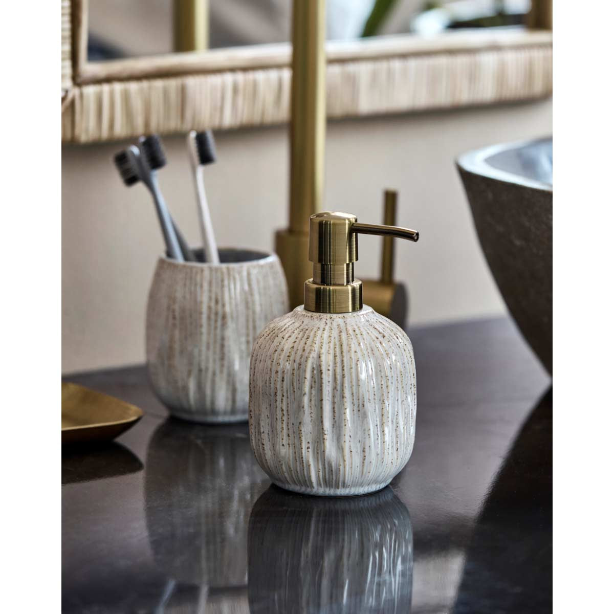 Set dispenser e bicchiere portaspazzolini beige