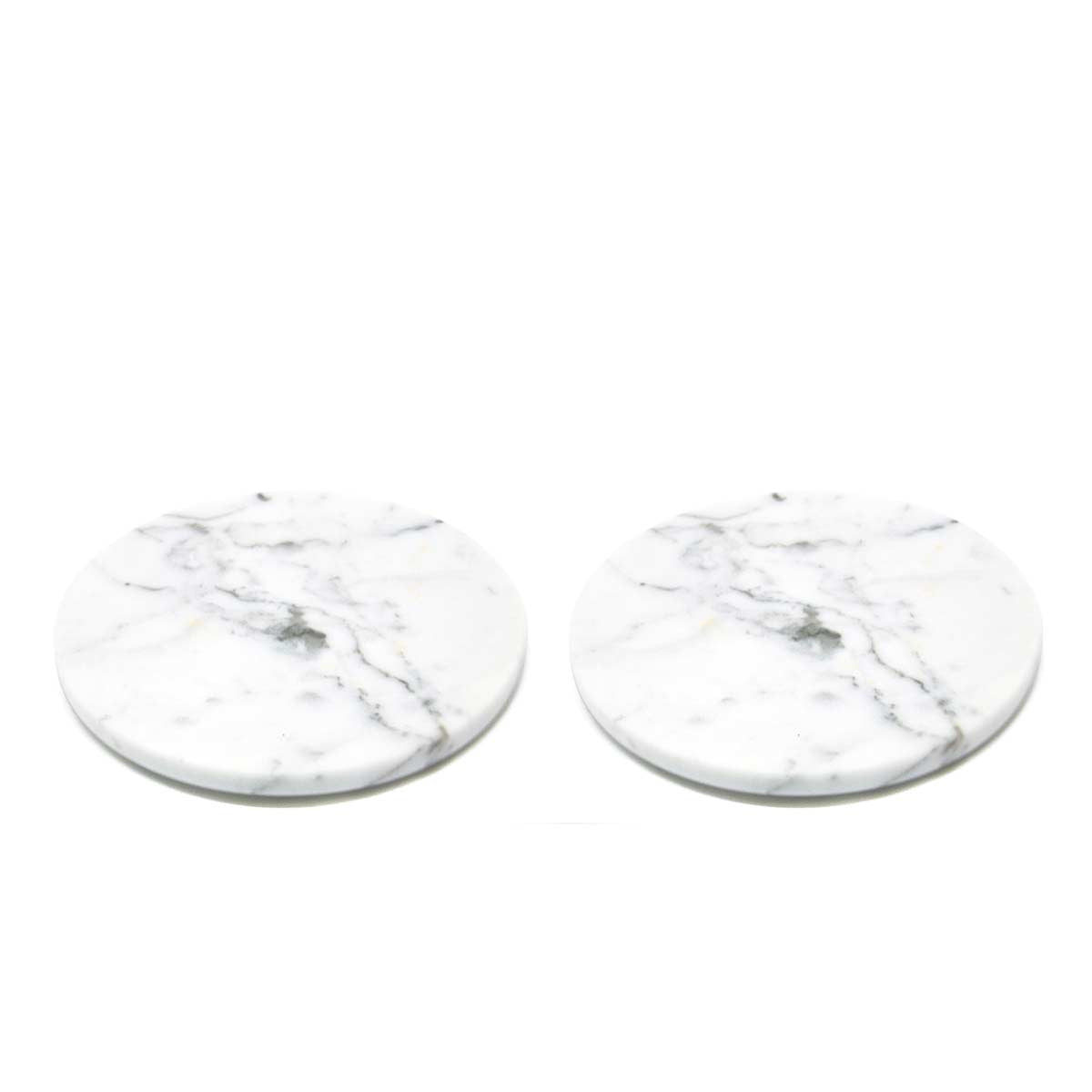 Scegli accessori di design per la tavola: scopri il set di due sottobicchieri in marmo bianco di FiammettaV