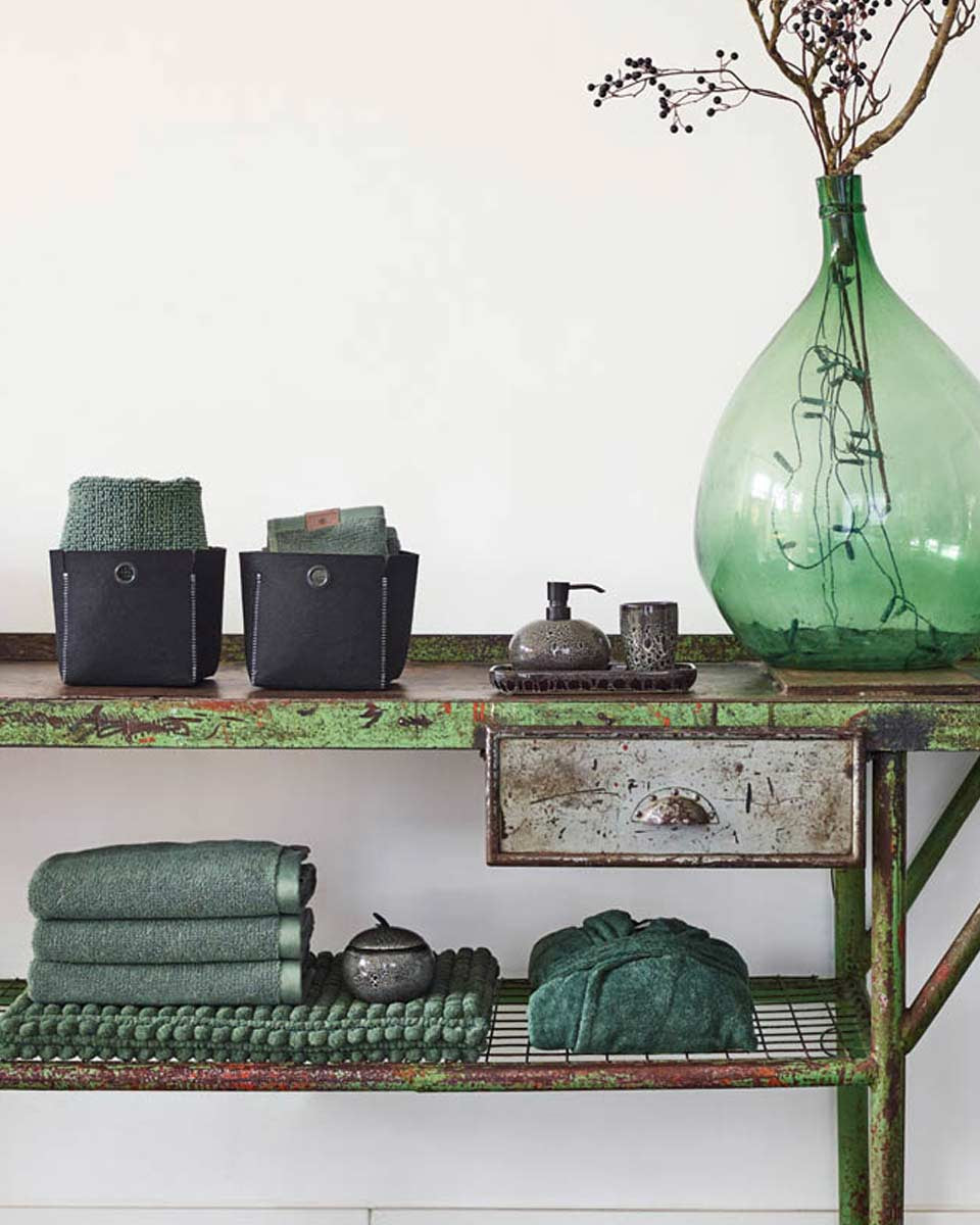 Accessori e set per il bagno di design by Aquanova