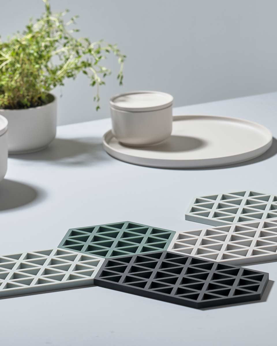 Sottopentola nero grande